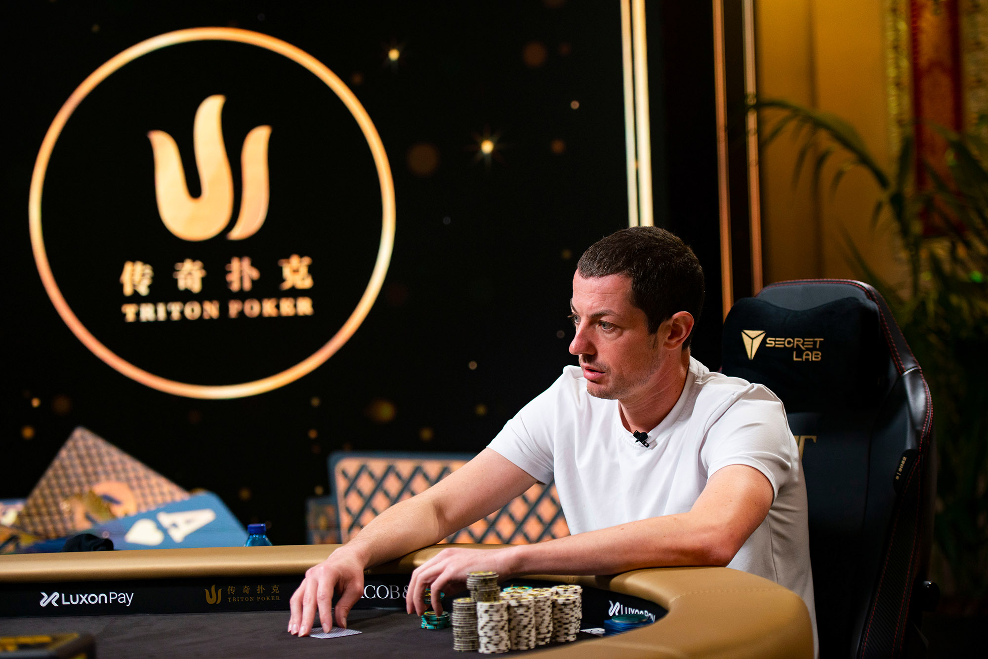 Triton poker deals